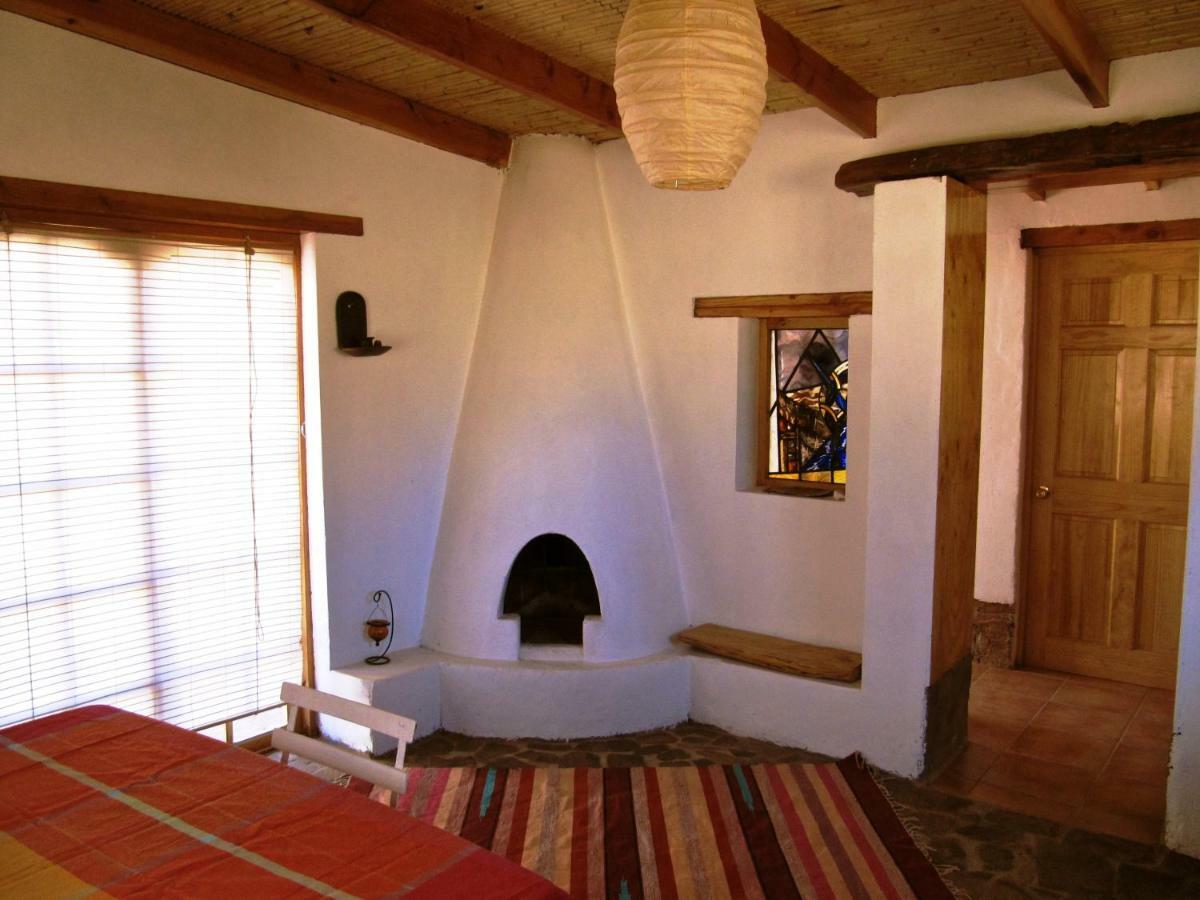 Rancho Quitapenas Bungalows Сан-Педро-де-Атакама Номер фото